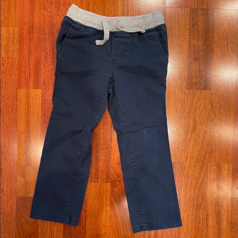 Toddler boys cargo pants, size 4T
